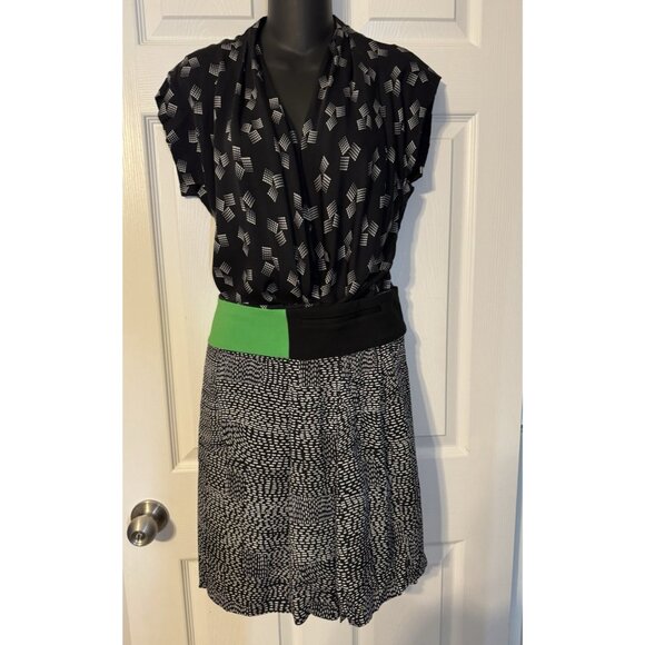 Diane von Furstenberg DVF Stretch Silk Dress 2 Black Green Ivory Short Sleeve - Picture 1 of 16
